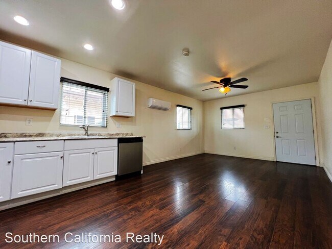 Foto del edificio - 1 br, 1 bath House - 4672 Iowa St