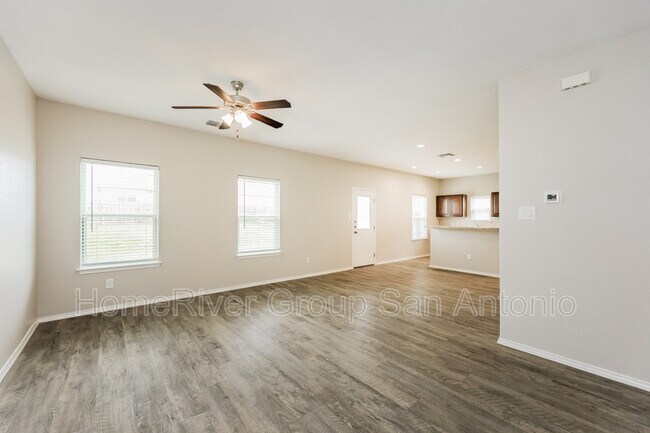 Building Photo - 7511 Rose Robin Run Ct