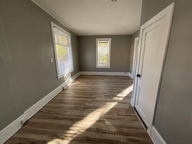 Foto del edificio - 2709 N Aldrich Ave