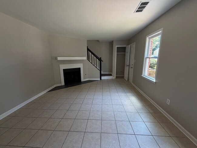 Building Photo - 2761 Northwood Ct