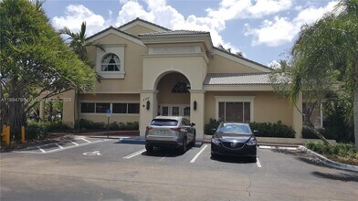 Building Photo - 5686 Rock Island Rd
