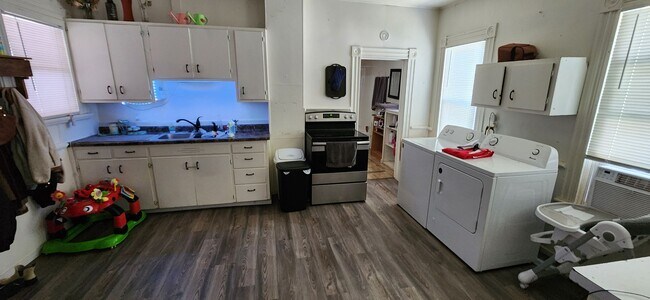 Foto del edificio - 612 9th St S