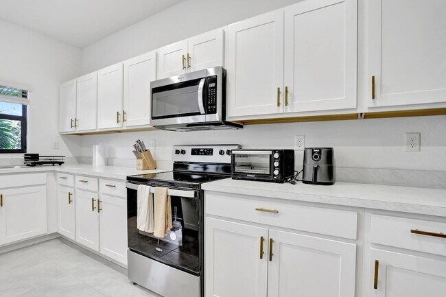 Foto del edificio - 877 NW 3rd Way