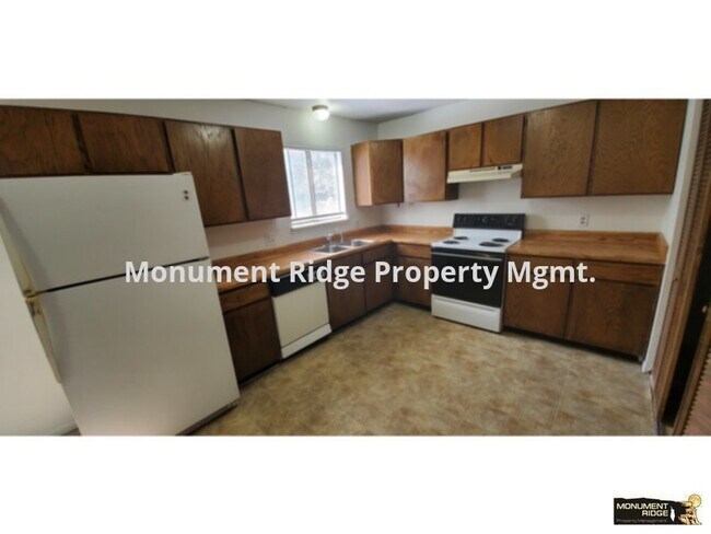 Building Photo - Available Now!  2 bed 1 bath Fruita Apartm...