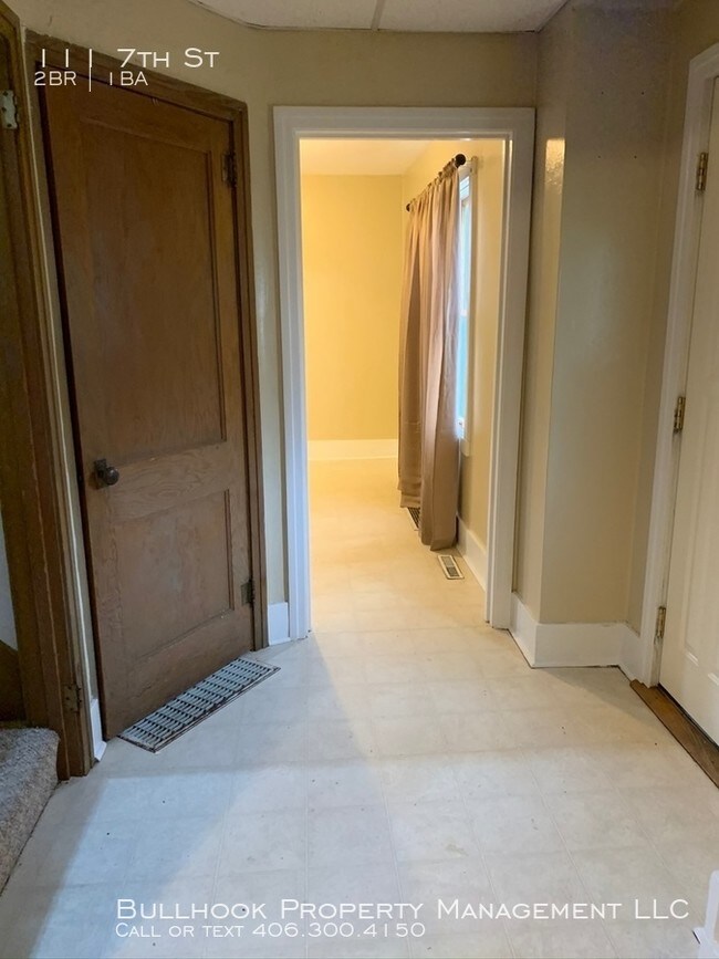 Building Photo - 2 bedroom 1 bath house in Chinook MT