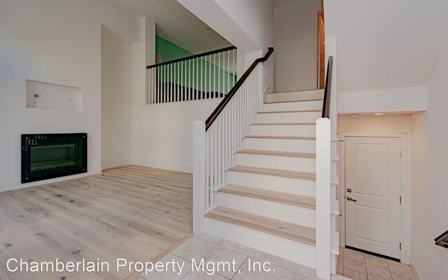 Building Photo - 3 br, 2.5 bath House - 1712 Fairlead Ave