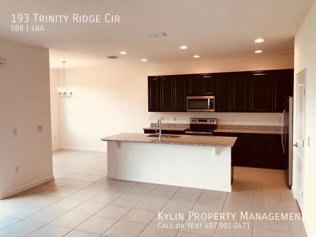 Foto del edificio - 193 Trinity Ridge Cir