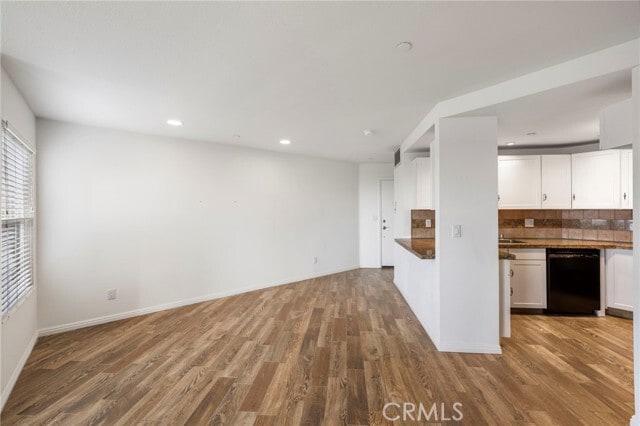 Building Photo - 1056 Calle Del Cerro