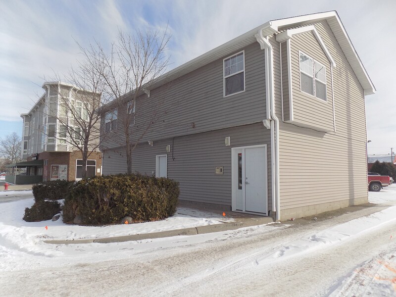 206 Locust St Unit 202, Monticello, MN 55362 Condo for Rent in