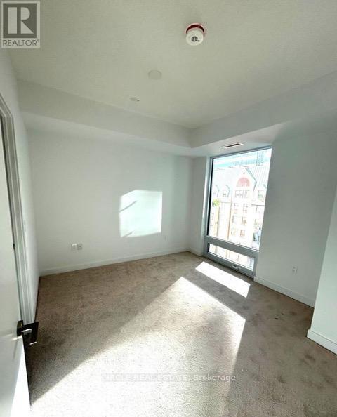 Building Photo - 121 St Patrick St