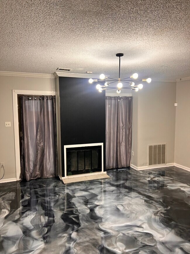 Livin g room - 5589 Gates Cv