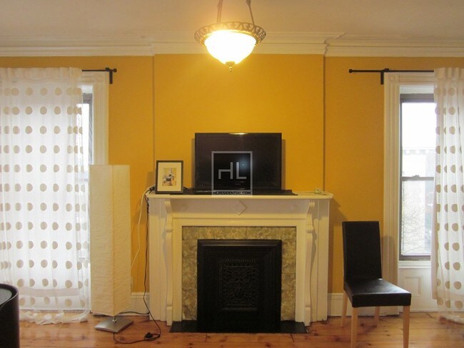 Building Photo - 409 Stuyvesant Ave