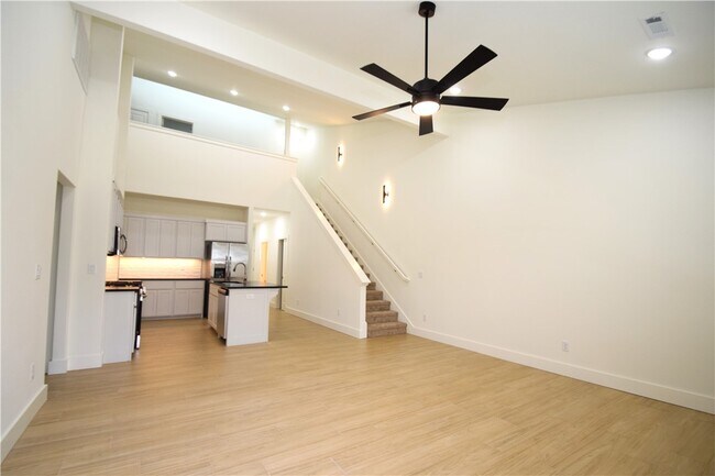 Foto del edificio - 674 Sun Meadows Loop