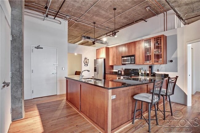 Building Photo - 3180 Mathieson Dr NE