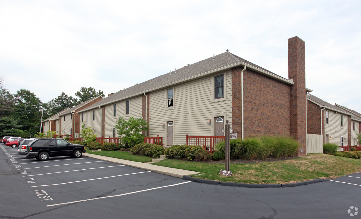 Foto principal - Olde Sawmill Townhomes