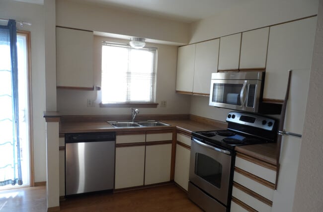 Photo - 7957 Lexington Park Drive Townhome