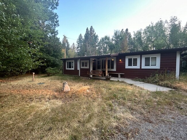 Building Photo - 15295 US-12