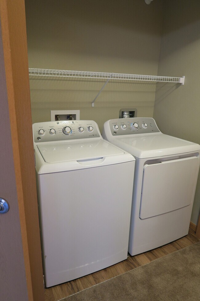 Building Photo - 408 Murray Rd