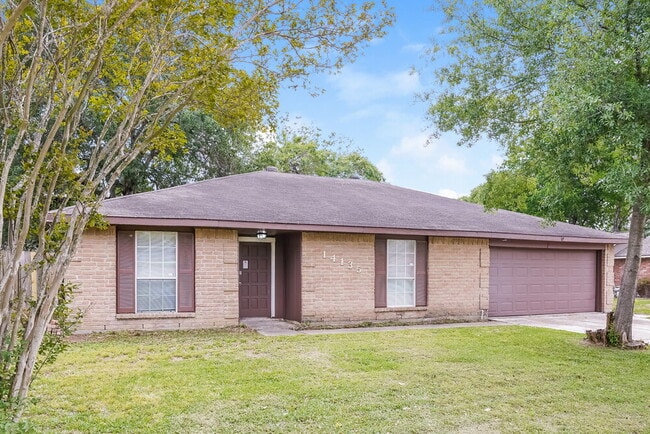 Building Photo - 14135 Barrone Dr