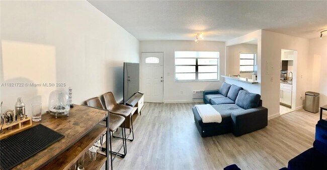 Foto del edificio - 734 Meridian Ave