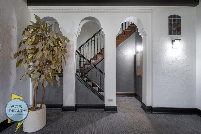 Foto del edificio - 4901 N Christiana Ave