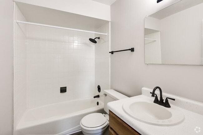Interior Photo - Woodland Court Apartments