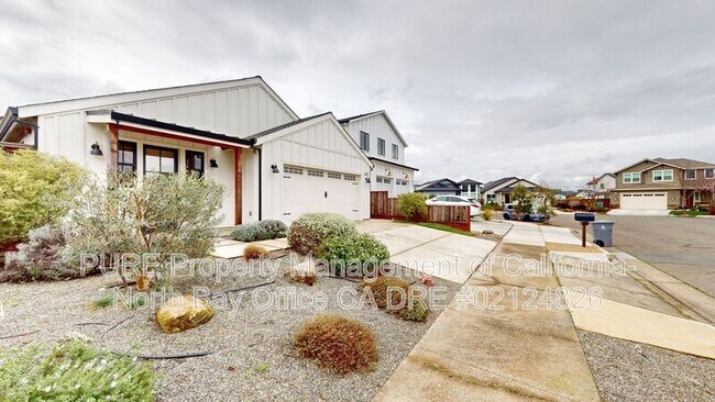 Building Photo - 1628 Jenna Pl