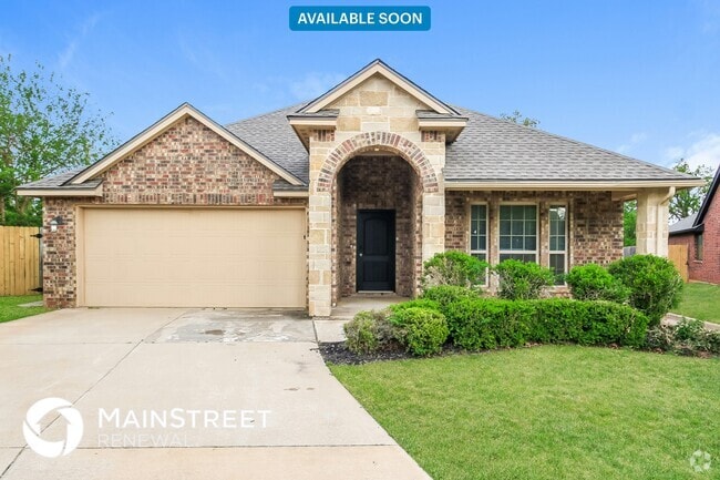 Building Photo - 11704 Gwendolyn Ln