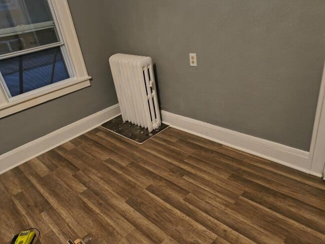 Building Photo - 13315 Madison Ave