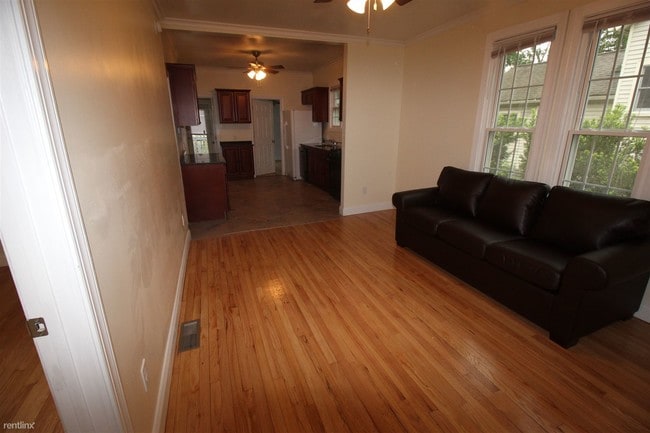 Building Photo - 4 br, 2 bath House - 110 Depot St