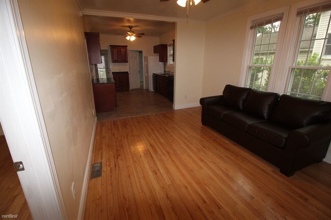 Foto del edificio - 4 br, 2 bath House - 110 Depot St