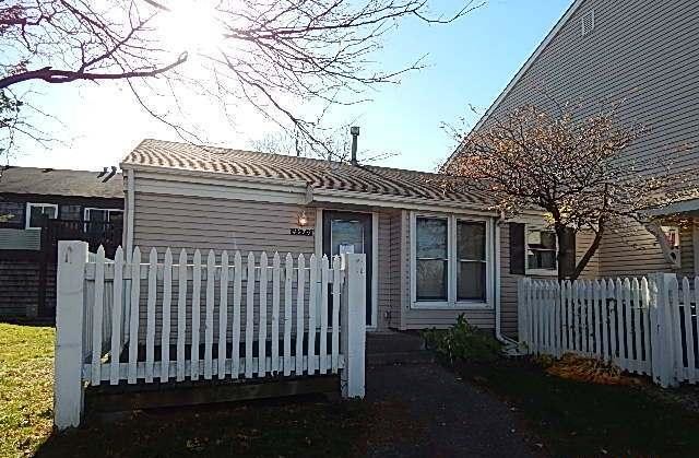 Building Photo - 4970 Grenwich Trail N