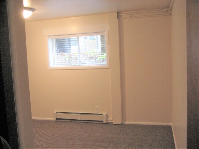 Bedroom - 219 E 500 N
