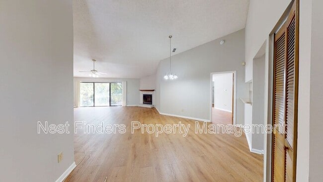 Foto del edificio - 11290 Southbury Pl