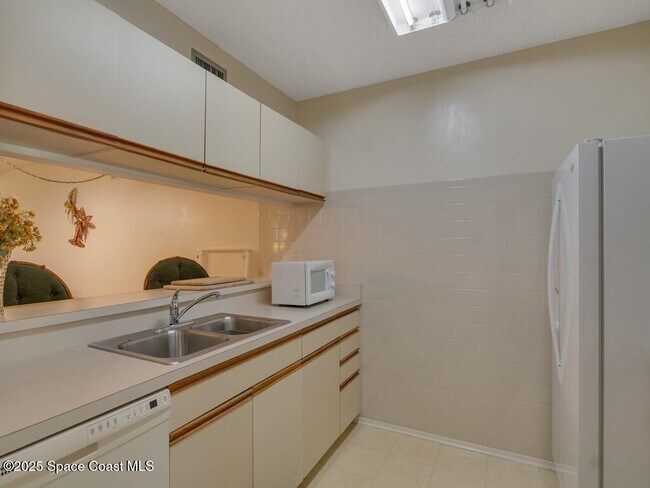 Foto del edificio - 27 Plantation Dr