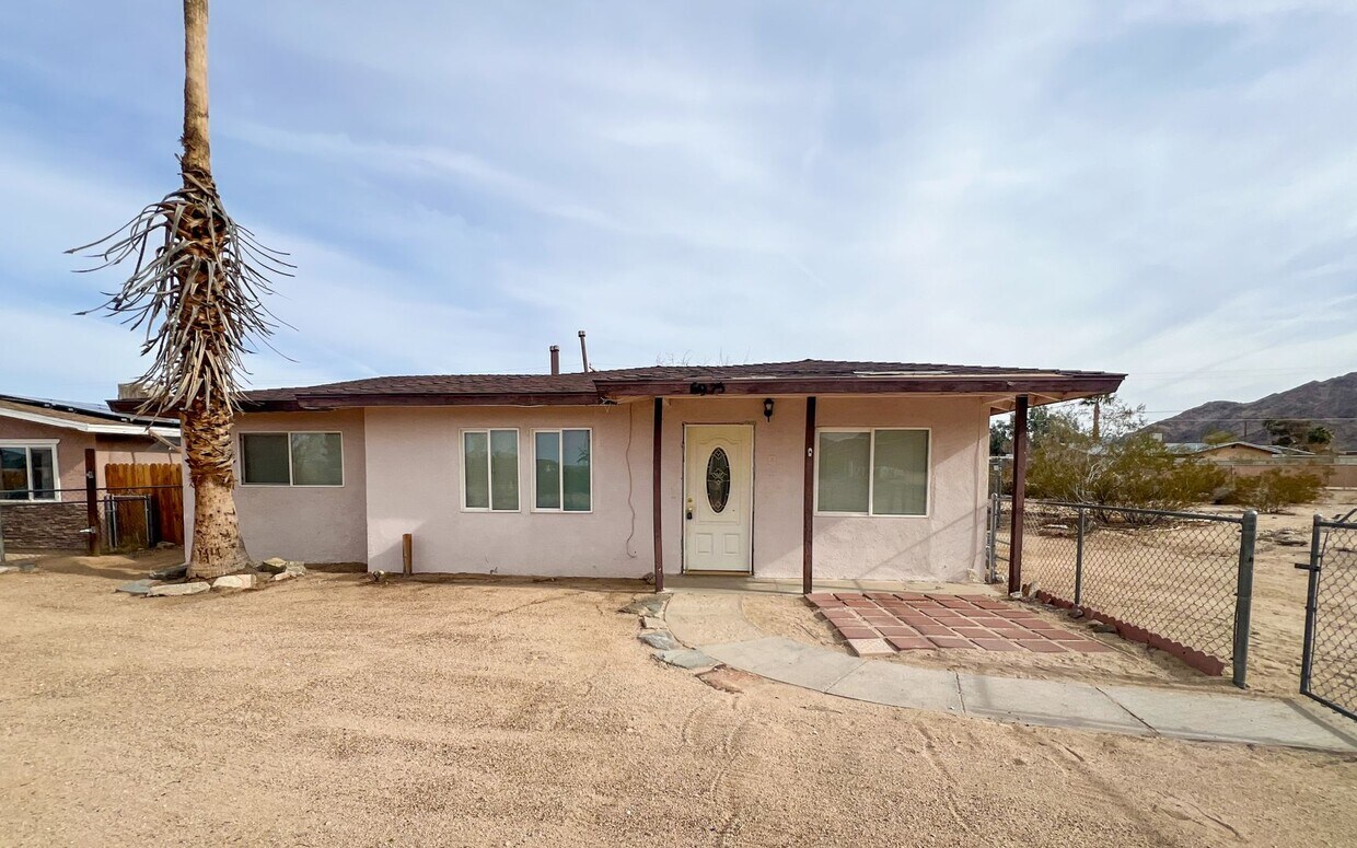 69756949 49 Palms Ave, Twentynine Palms, CA 92277 House Rental in