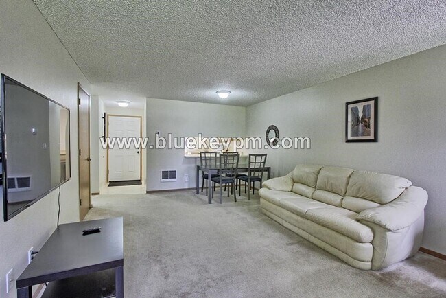 Foto del edificio - 13216 NE Salmon Creek Ave