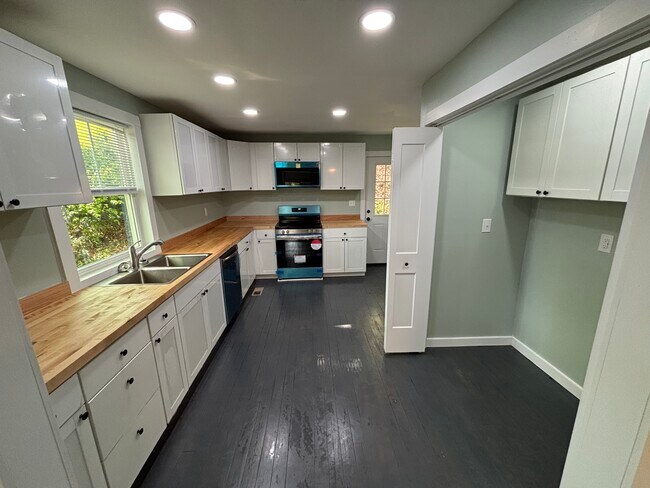 Cocina - 1658 Echo Ct