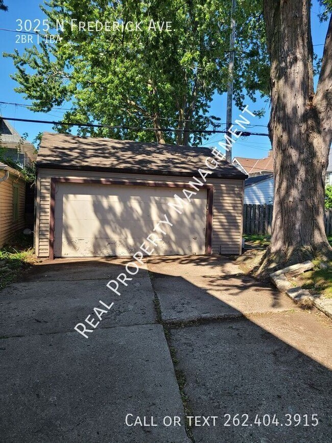 Foto del edificio - 3025 N Frederick Ave