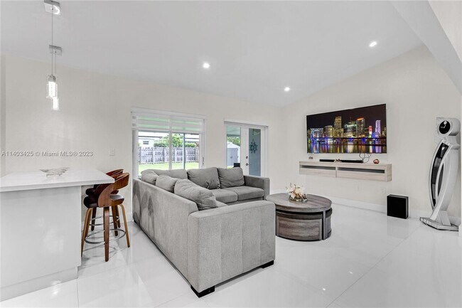 Foto del edificio - Gorgeous 3bd/2br Home in Homestead