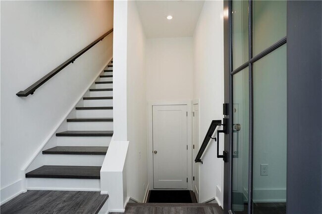 Foto del edificio - 1815 Gotham Ln NE