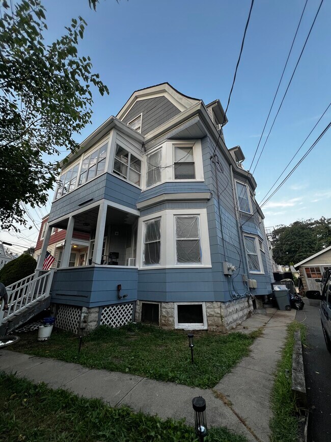 Foto del edificio - 37 E Passaic Ave