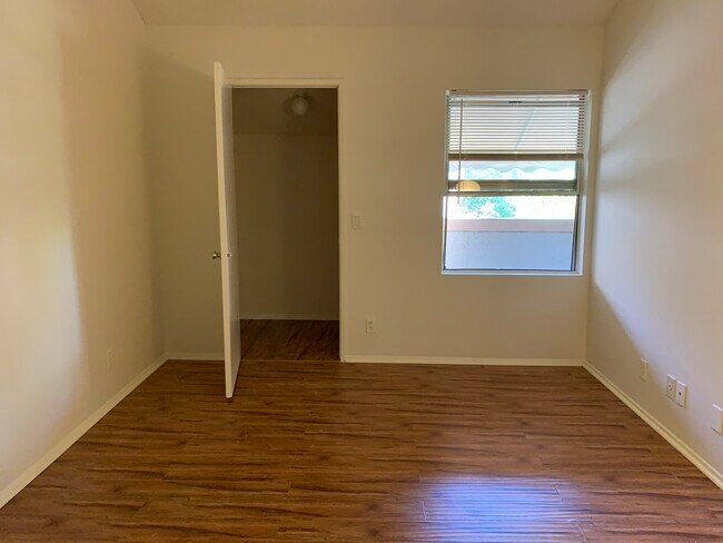 Building Photo - 7640 Oso Ave