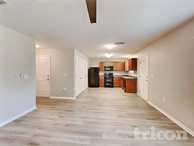 Building Photo - 19 Rosecroft Ln