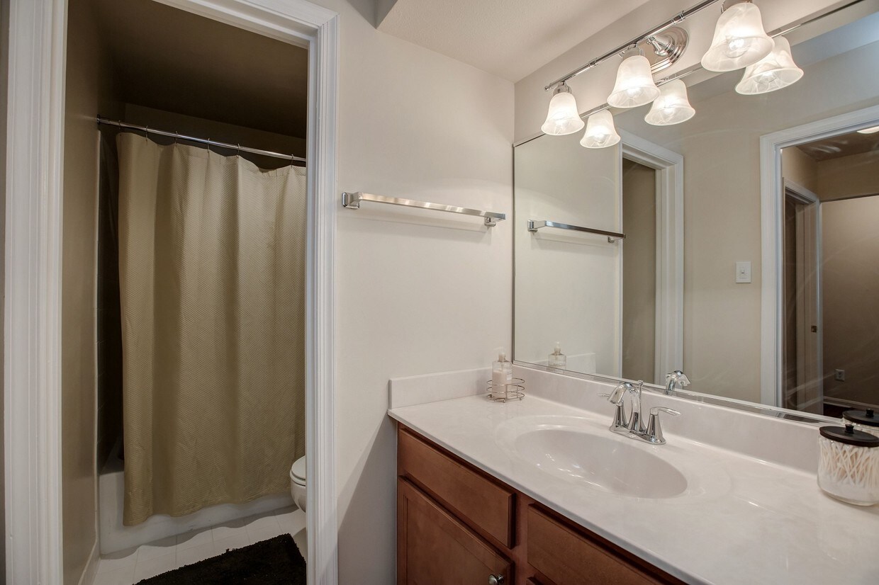 Cascades Overlook Apartments Sterling, VA