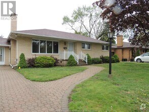 Building Photo - 2497 Dandurand Ave