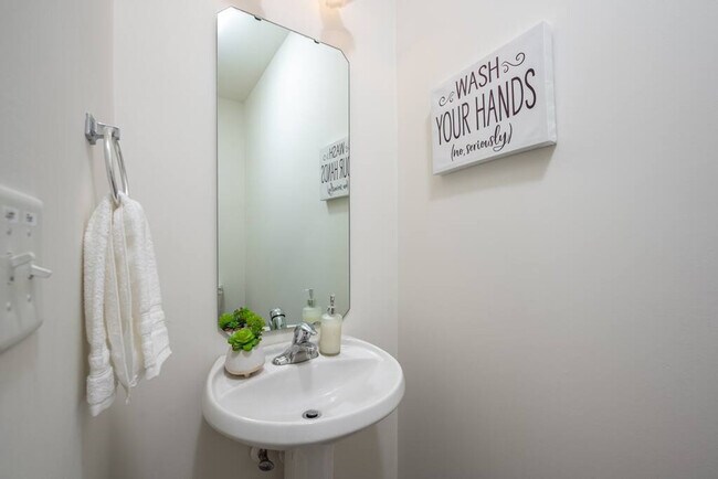 Foto del edificio - 4125 Brenmar Ln