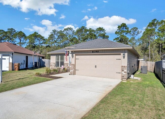 Building Photo - 8390 Island Dr