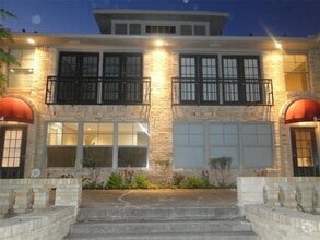 Building Photo - 4414 La Branch St