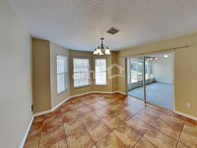 Building Photo - 315 Morningview Dr